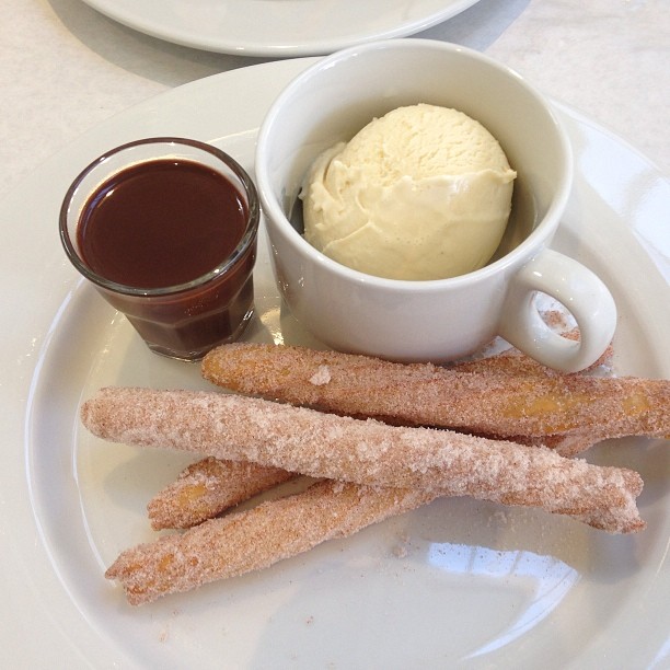 @SFCooking Professional Culinary Students Finals Restaurant Week: Dessert Course: Churros, spice ice cream, spicy chocolate sauce. #SFCooking #restaurant
