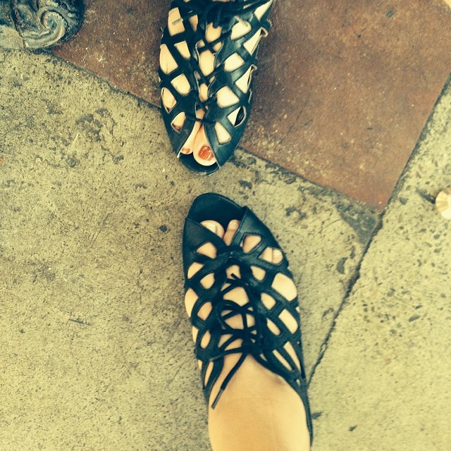 @AshleyTeplin look at us twinsies girls and our sandals!