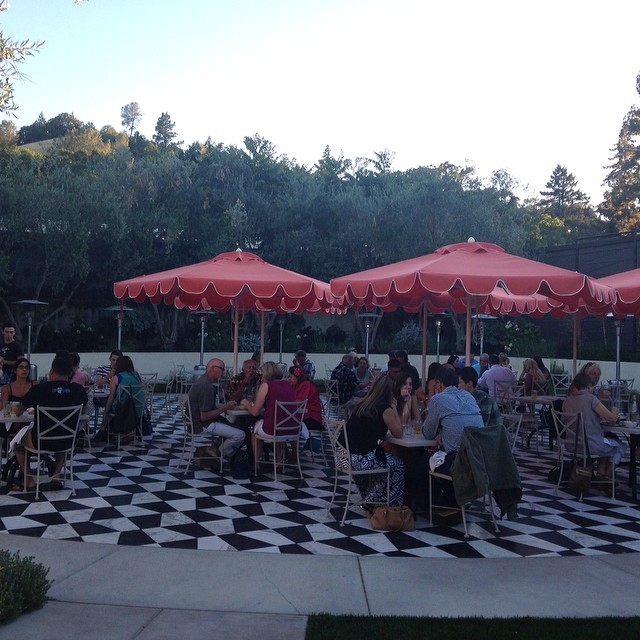 #Geyserville has upped its #glam factor at #Castelli's in the new patio with black and white tile and coral umbrellas, #wineroad