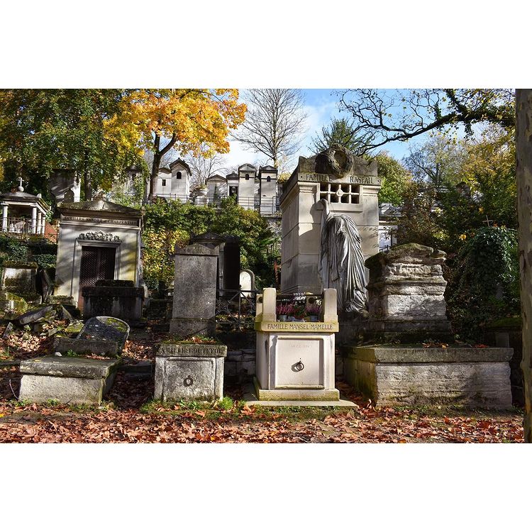 Paris cemetary that Emily in Paris goes to in Season 2